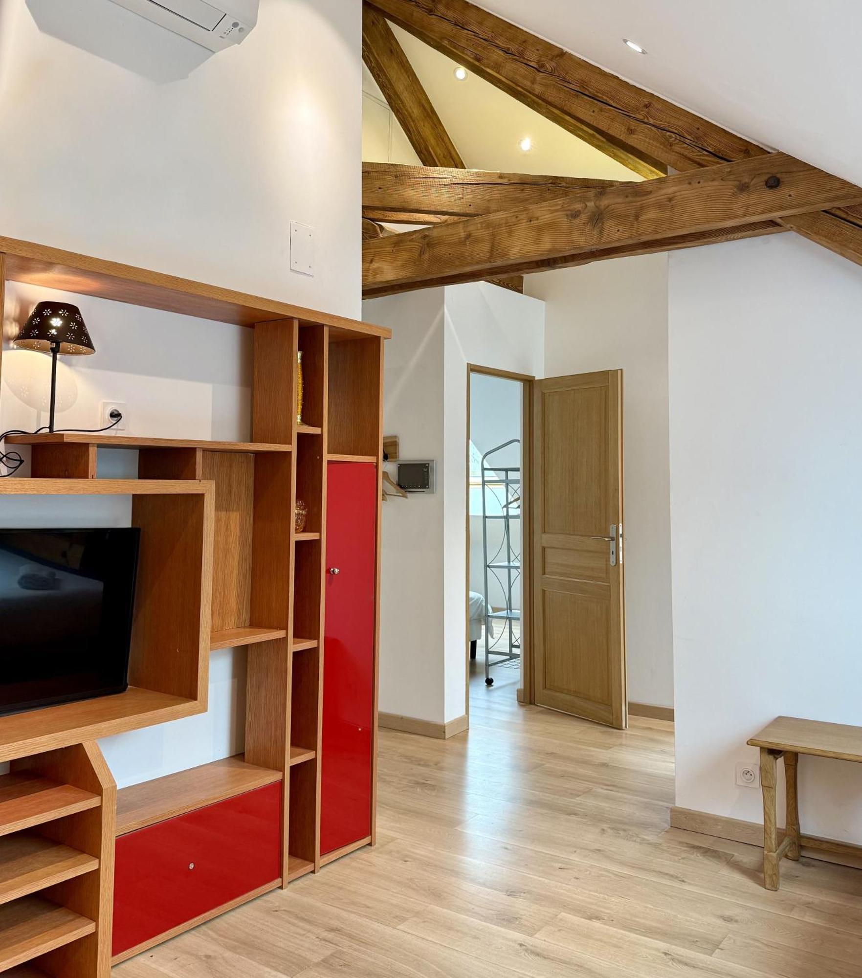 Gite 45M2 Avec Terrasse, 2 A 3 Pers, A Richemont Richemont  Exterior foto